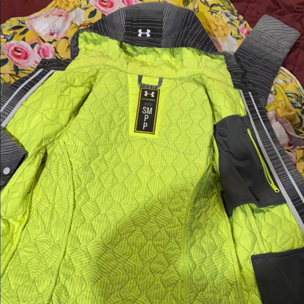 Under armor jacket - Picture 3 of 3
